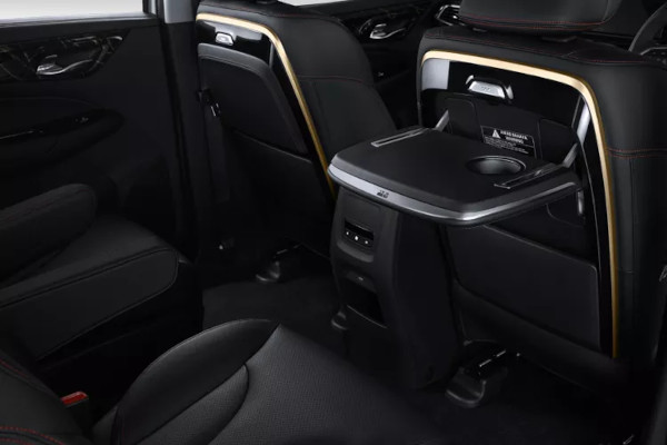 Wuling Cortez